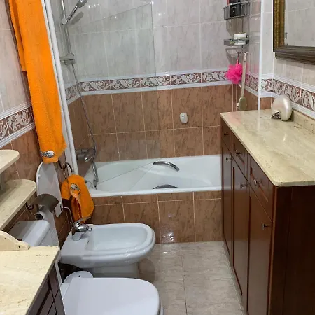 Privat bolig Amezola 1- Con Bano Incorporado En Casa Compartida